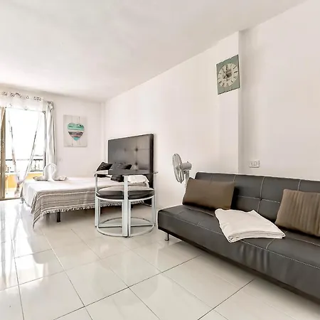 Studio In Los Cristianos, First Line Of The Beach * Los Cristianos (Tenerife)