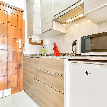 Studio In Los Cristianos, First Line Of The Beach Appartamento *
